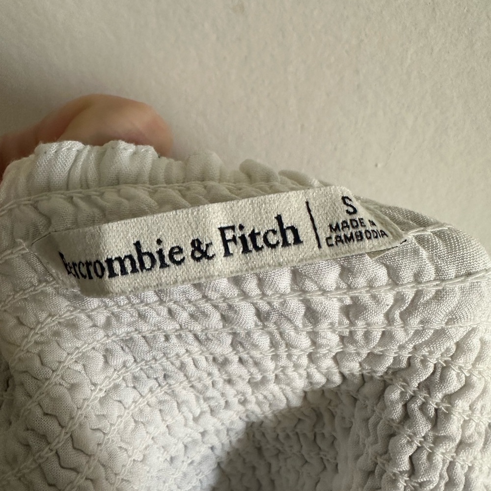 Abercrombie & Fitch White/Blue Linen Cinched Back Halter Crop Top size Small - Picture 6 of 7